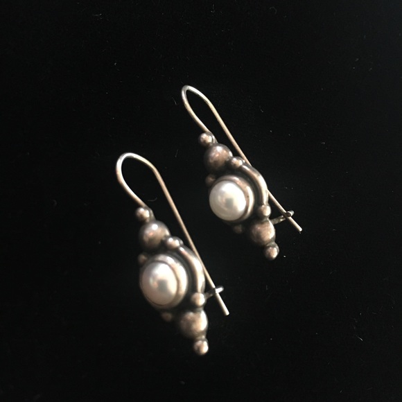 Vintage Earrings - Picture 3 of 7